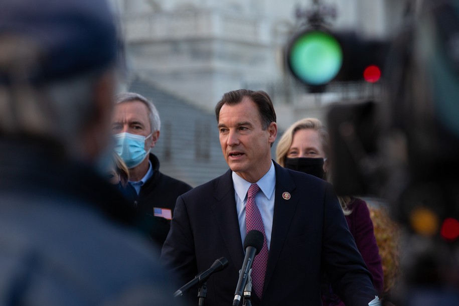 WASHINGTON, DC - DECEMBER 21: Rep. Tom Suozzi (D-NY) speaks at the podium standing with members of the Problem Solvers Caucus to praise the forthcoming passage of the bipartisan emergency COVID-19 relief bill in a press conference outside the US Capitol on December 21, 2020 in Washington, DC. The bipartisan group took credit for leading the negotiations that led to a deal that will include direct payments, extended unemployment benefits and small business loans. (Photo by Cheriss May/Getty Images)