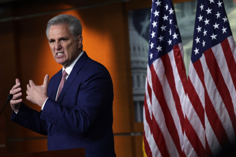 WASHINGTON, DC - JANUARY 13:  U.S. House Minority Leader Rep. Kevin McCarthy (R-CA) speaks during a weekly news conference at the U.S. Capitol on January 13, 2022 in Washington, DC. Leader McCarthy announced yesterday that he would not voluntarily cooperate with the Select Committee to Investigate the January 6th Attack on the United States Capitol after the committee has formally requested an interview with him. (Photo by Alex Wong/Getty Images)