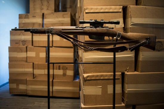 A Carcano Model 91/38 rifle is seen near where Lee Harvey Oswald ditched his 50 years earlier the Sixth Floor Museum formally the site of the Texas School Book Depository October 8, 2013 in Dallas, Texas. The sixth floor of the Dallas County Administration Building now houses the Sixth Floor Museum which is dedicated to the history behind the assassination of US President John F. Kennedy. November 22 will mark the 50th anniversary of the assassination of JFK in Dallas's Dealey Plaza. AFP PHOTO/Brendan SMIALOWSKI        (Photo credit should read BRENDAN SMIALOWSKI/AFP via Getty Images)