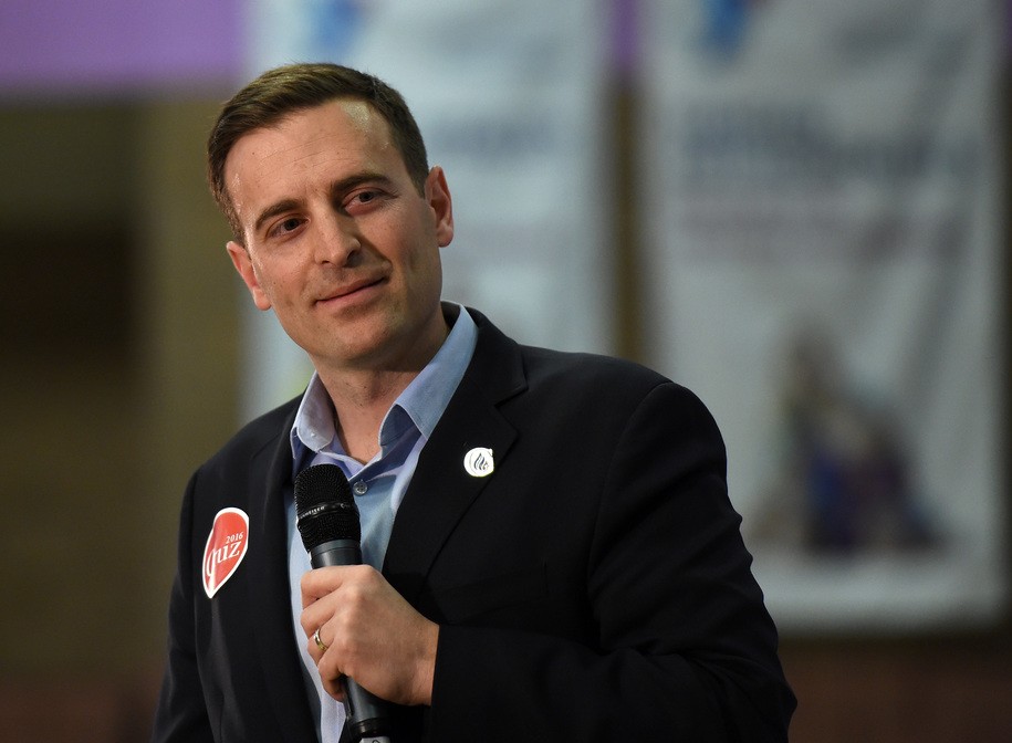 LAS VEGAS, NV - FEBRUARY 22:  Nevada Attorney General Adam Laxalt introduces Republican presidential candidate Sen. Ted Cruz (R-TX) at a rally at the Durango Hills Community Center on February 22, 2016 in Las Vegas, Nevada. Cruz is campaigning in Nevada for the Republican presidential nomination ahead of the state's Feb. 23 Republican caucuses.  (Photo by Ethan Miller/Getty Images)