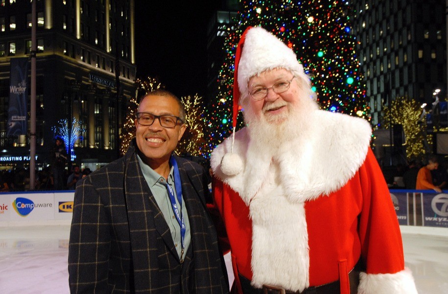 DETROIT, MI - NOVEMBER 18: Detroit police chief James Craig poses with Santa Claus on Friday, November 18, 2016 at Campus Martius Park during the Detroit Christmas Lighting Ceremony in Detroit, MI .(Photo by Paul Warner/Getty Images)